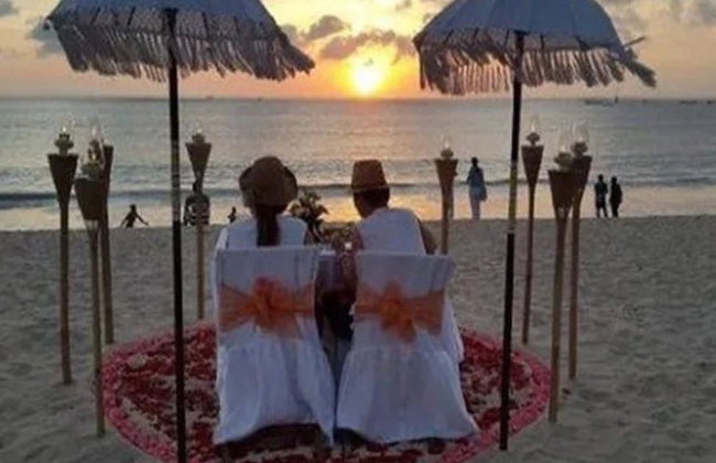 imbaran Beach Candle Light Dinner with Vegetarian Indian Food - Photo 2